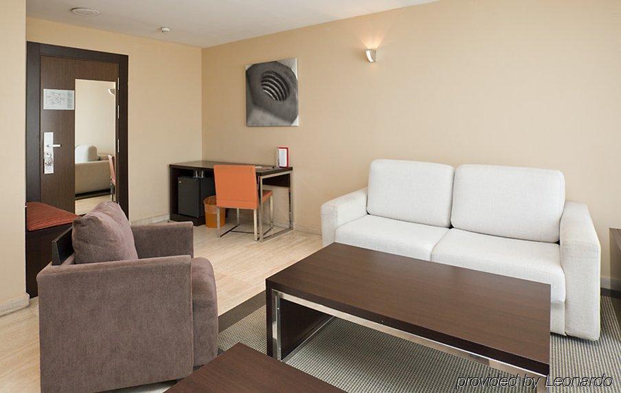 Ilunion Almirante Hotel Barcelona Cameră foto