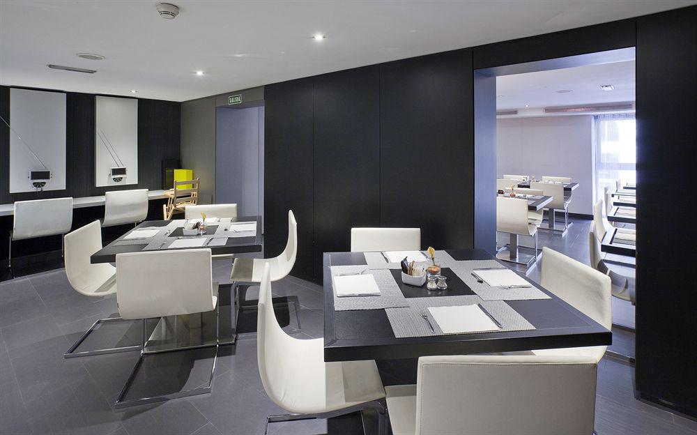 Ilunion Almirante Hotel Barcelona Restaurant foto